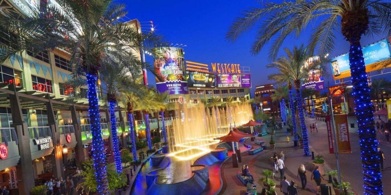 Holiday Inn Express & Suites Phoenix Glendale Dist By Ihg Екстериор снимка