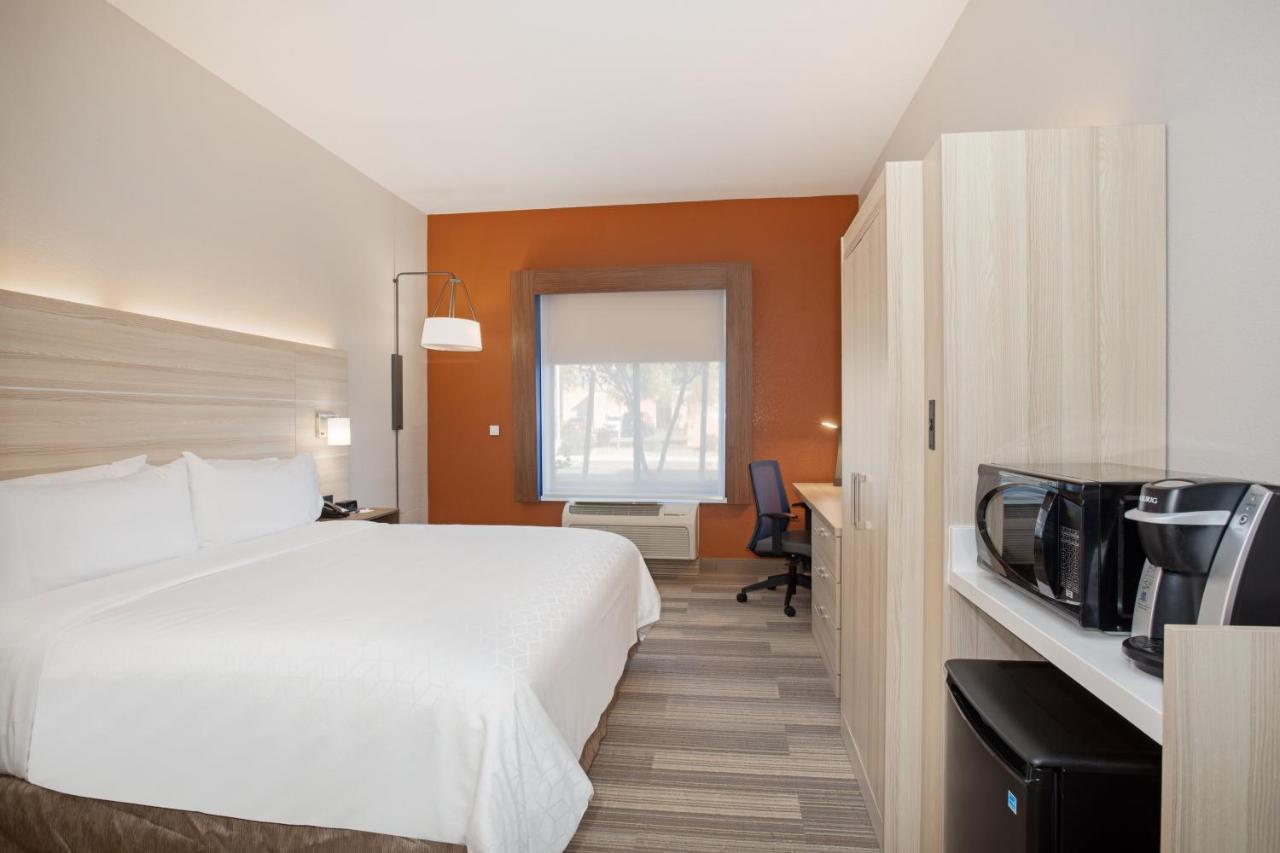 Holiday Inn Express & Suites Phoenix Glendale Dist By Ihg Екстериор снимка