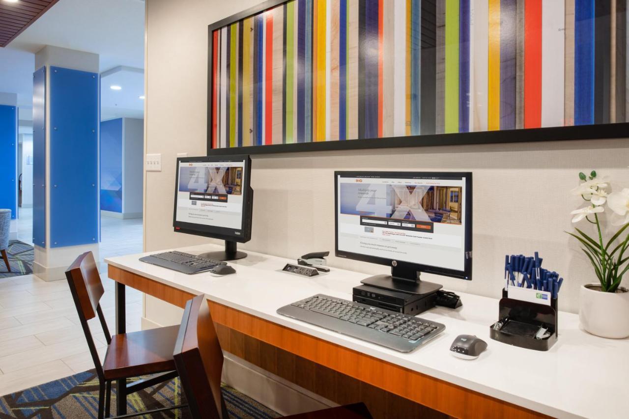 Holiday Inn Express & Suites Phoenix Glendale Dist By Ihg Екстериор снимка